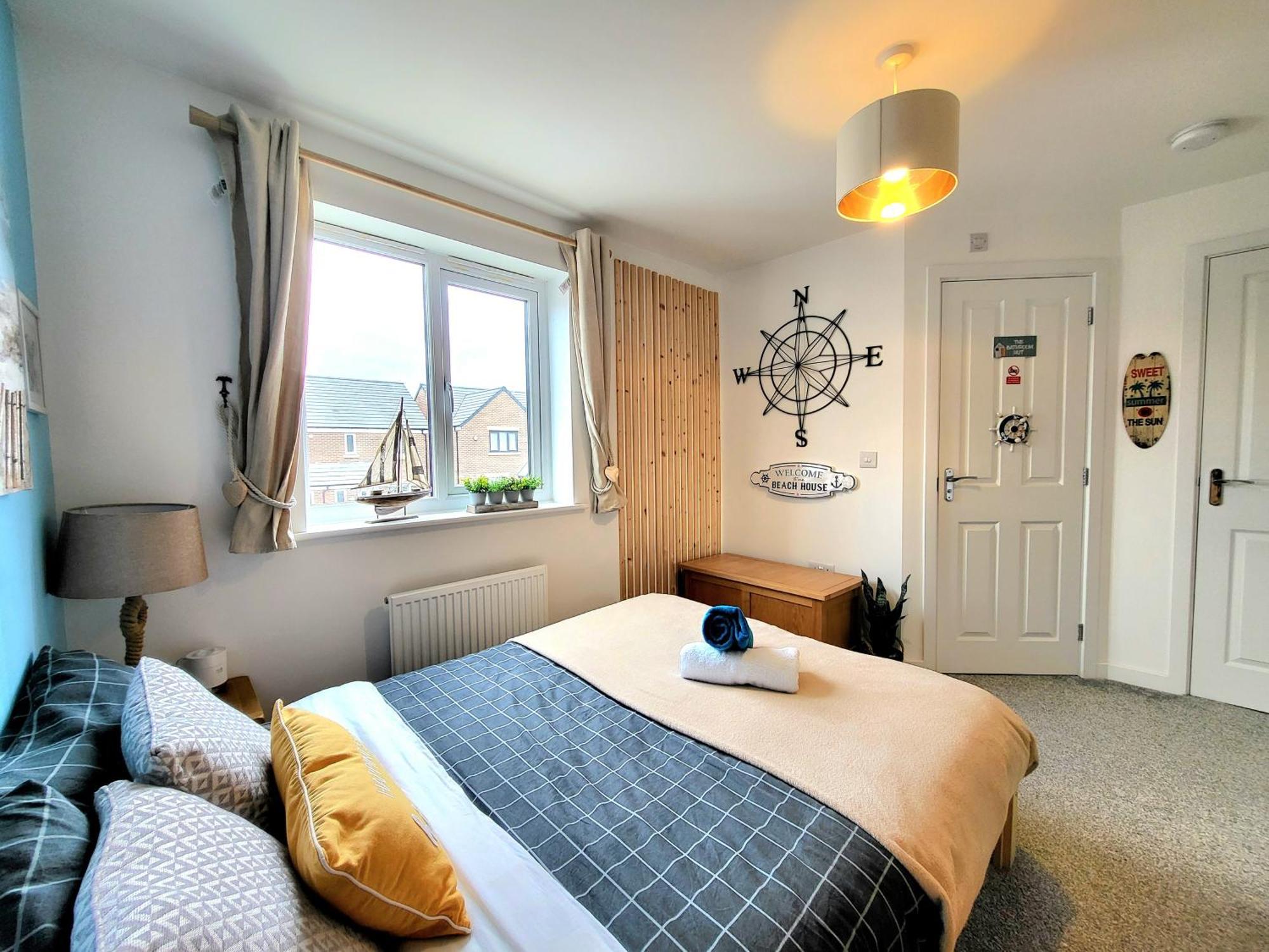 Seaside Beach Themed Home With Garden And Driveway Lytham St Annes Kültér fotó